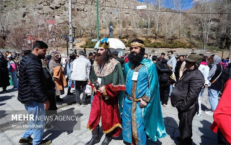 آرامگاه بوعلی، باباطاهر و هگمتانه در بین ۳۰ جاذبه پربازدید کشور در نوروز ۱۴۰۳