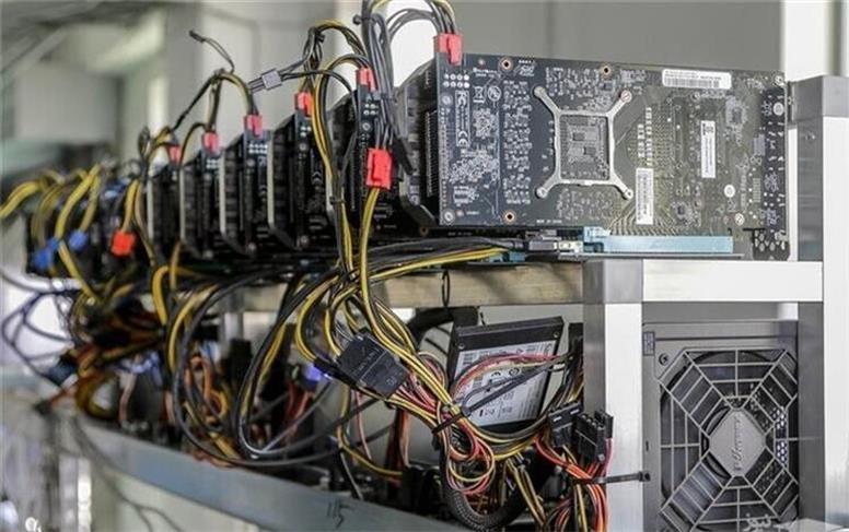 ضبط دستگاه تولید رمزارز قاچاق در ملایر