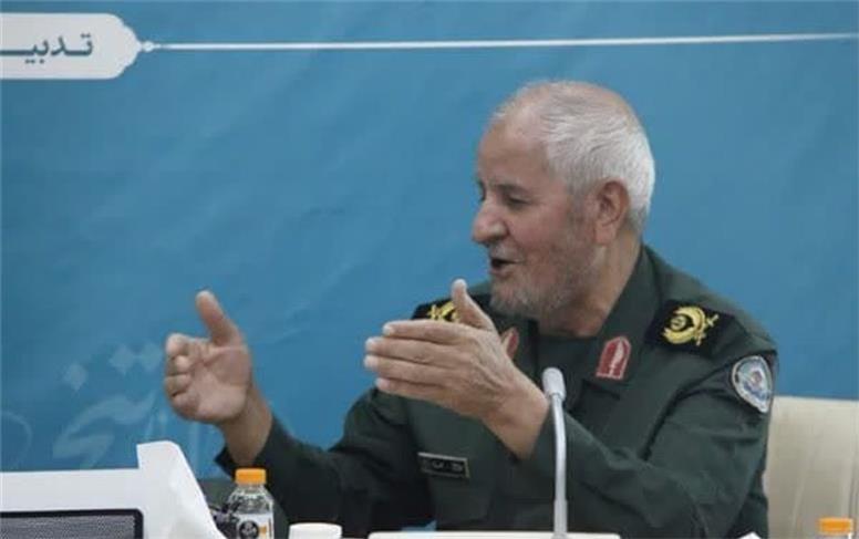 هر دستگاه و نهاد فرهنگی یک ستاد مستقل برای مناسبت‌های دفاع مقدس تشکیل دهد