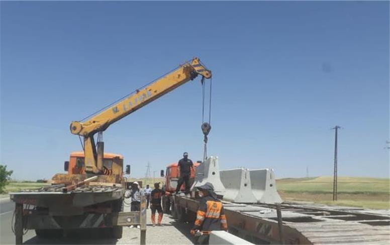 آغاز نصب حفاظ بتنی در محور همدان–سنندج با اعتبار ۴۵ میلیارد ریال