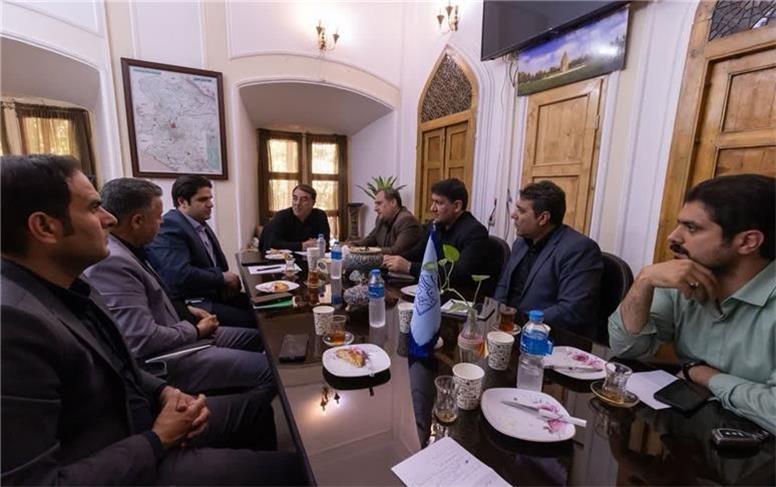بازارچه دائمی صنایع‌دستی در شهرستان‌های رزن و درگزین احداث می‌شود