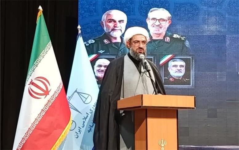 ملت ایران هرگز خیانت را تحمل نخواهد کرد