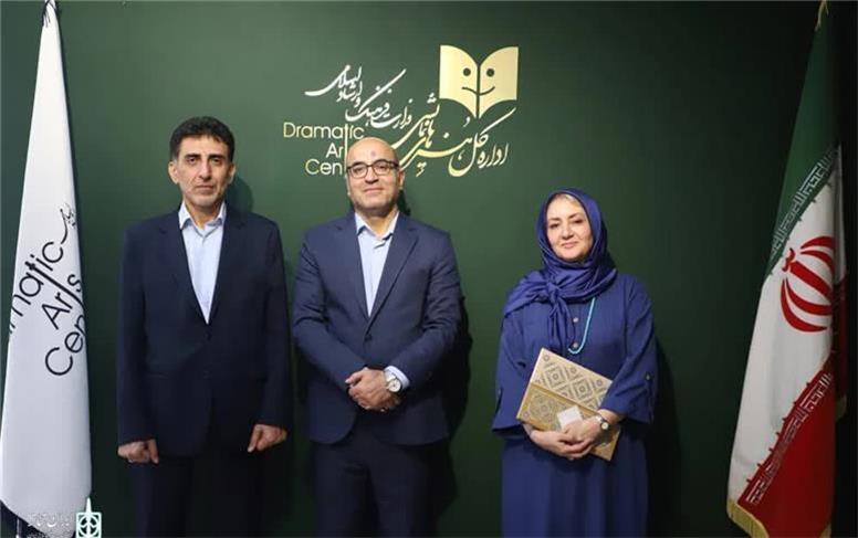 دبیر سی‌امین جشنواره بین‌المللی تئاتر کودک و نوجوان همدان معرفی شد