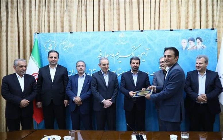 همه مدیران باید رسانه باشند