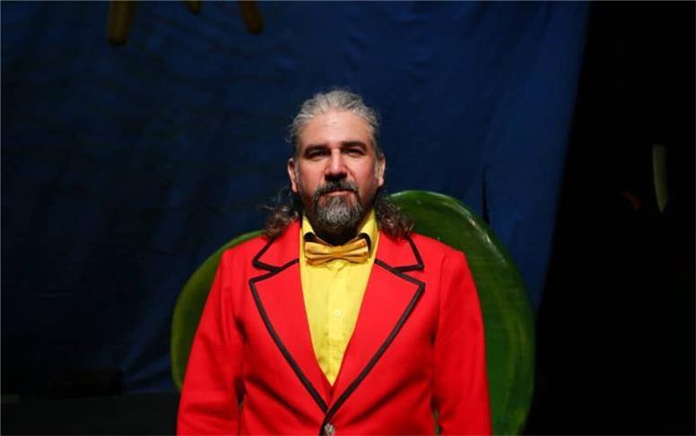 نمایش «لافکادیو»؛ از بحران هویت نسل امروز تا چالش‌های تئاتر نوجوان