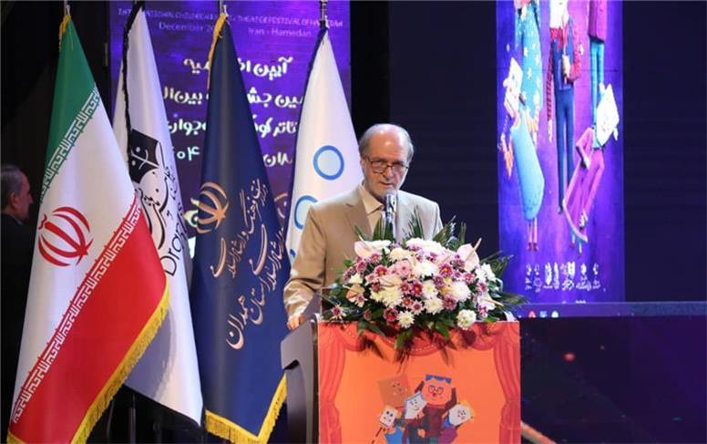مشاور عالی وزیر فرهنگ و ارشاد: همدان شایسته ایجاد دبیرخانه دائمی جشنواره تئاتر کودک‌ است