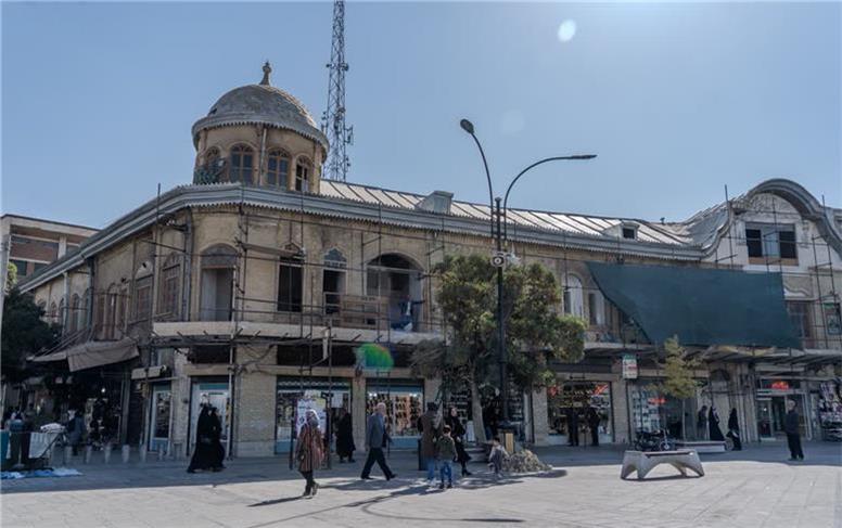 مرمت جداره‌های میدان امام(ره) با نظارت کامل میراث‌فرهنگی انجام می‌شود