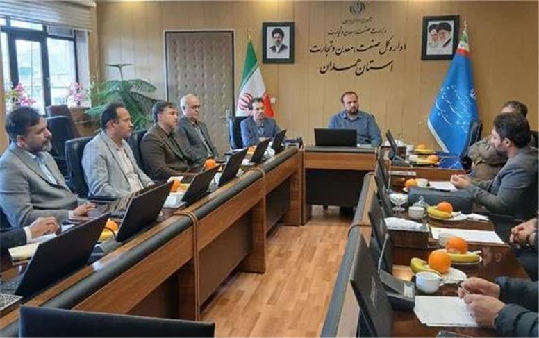 نظارت یکپارچه ابزار اطمینان‌بخشی به تولید و عرضه بتن است | دوره‌های آموزشی تولیدکنندگان و مجریان بتن در همدان برگزار می‌شود