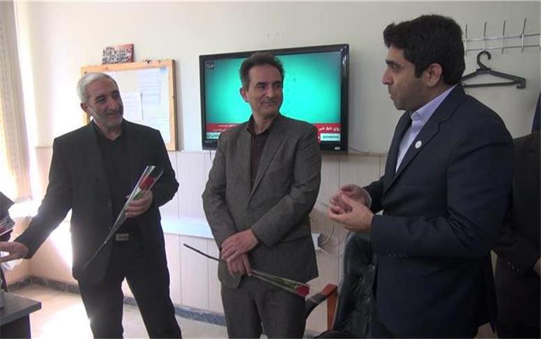 بازدید مدیرکل اداره کتابخانه‌های عمومی  از معاونت خبر صداو سیمای همدان
