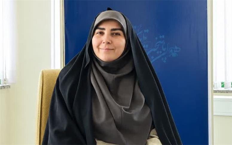 از بوسه وزیر بر دست معلم تا مطالبه زنان برای حضور در جایگاه تصمیم‌گیری