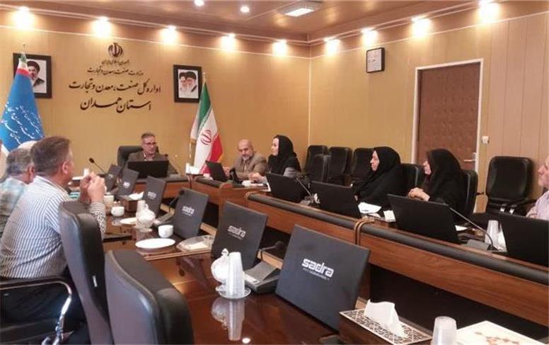 دستمزد «چله‌دوانی» فرش دستباف همدان نرخ‌گذاری شد