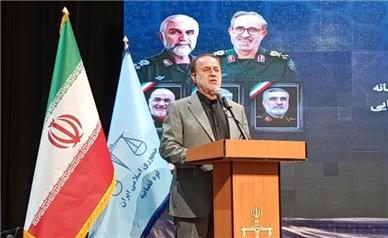 ارتقا گفتمان و یکپارچگی ملت ایران آمریکا را به زانو درآورد