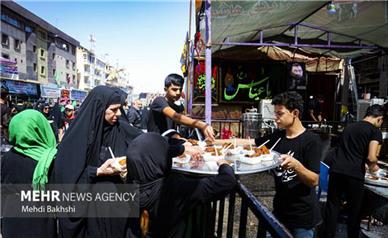 مسیرهای مواکب زائرین اربعین در محورهای ملایر ساماندهی شد