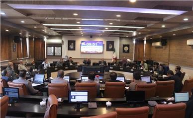 شهردار همدان از شورانشینان کارت زرد گرفت