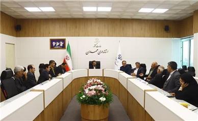 تاکید بر امید و حذر از تولید ترس و اضطراب