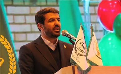 استاندار همدان: کشاورزی دانش‌بنیان ضامن توسعه پایدار و مقابله با بحران آب است