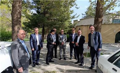 همدان به مسیر توسعه فناوری می‌پیوندد: بازدید معاون وزیر ارتباطات از پروژه بزرگ «مجتمع ارتباطات و فناوری اطلاعات»