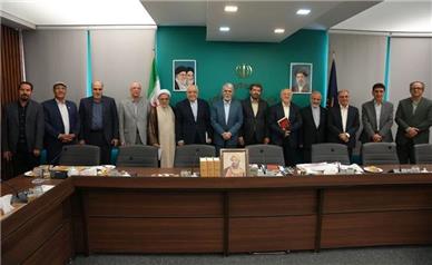 غرب بر شانه‌های «ابن‌سینا» ایستاده است